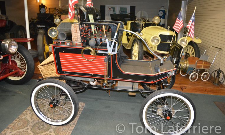 1901 LikaMobile Locomobile Steam Car