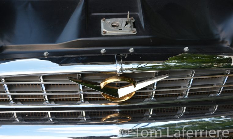1956 Packard Caribbean emblem