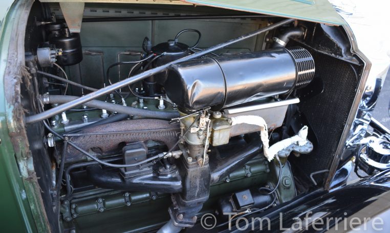 1932 Packard 901 Sedan-