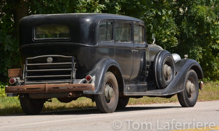 1934 Packard 1105 5-7 Passenger Sedan rear