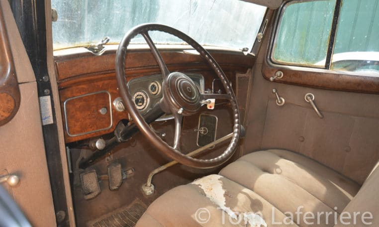 1934 Packard 1105 5-7 Passenger interior